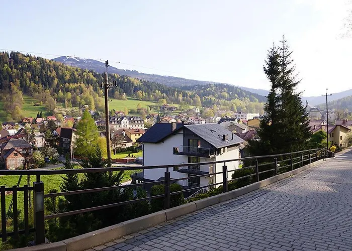 Sun דירה שצ'צ'ירק